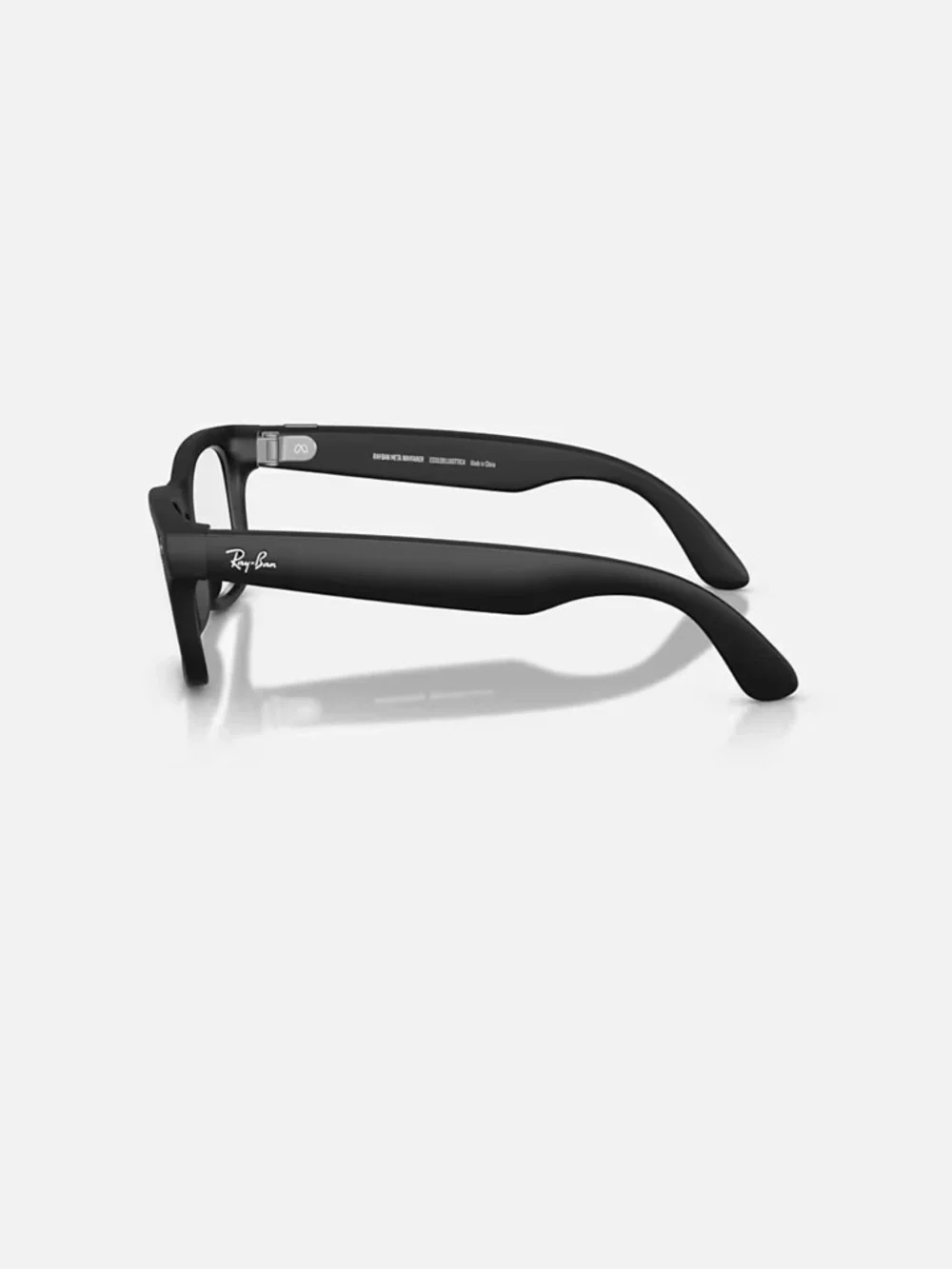Ray-Ban wayfarer Black Smart Glasses - Matte Square Frame